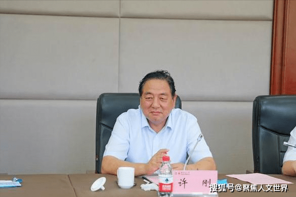 李泽丁洁系列故事最新进展揭秘，十一月更新概览